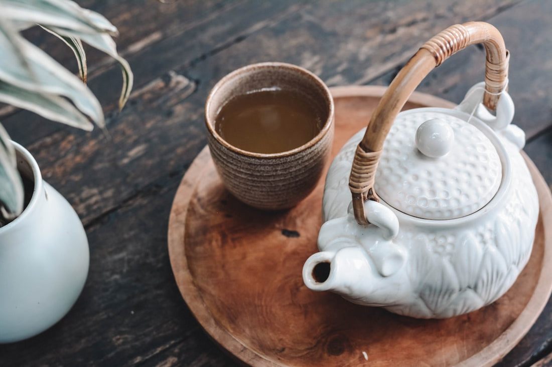 Tea brewing tools and accessories — teapots, infusers, and gongfu set